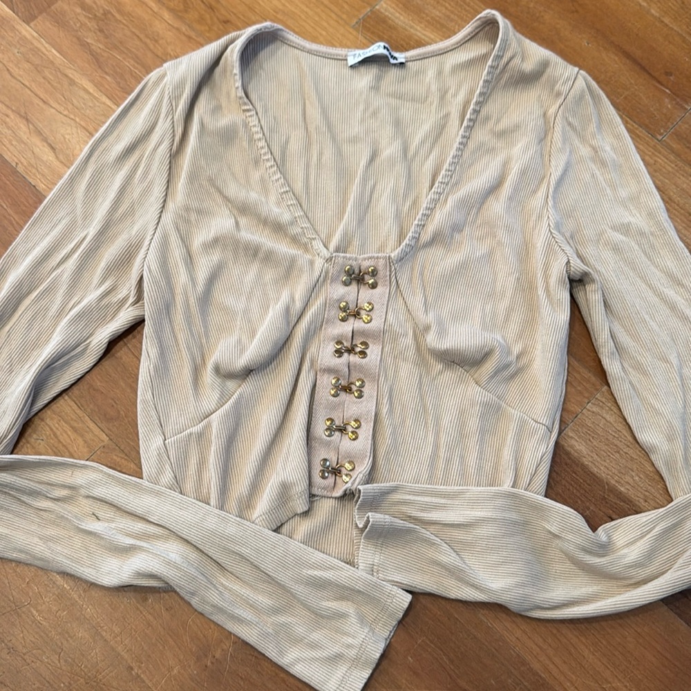 Light brown crop
